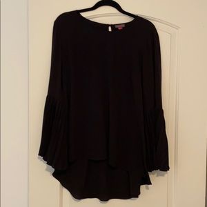 Black tunic top Vince camuto